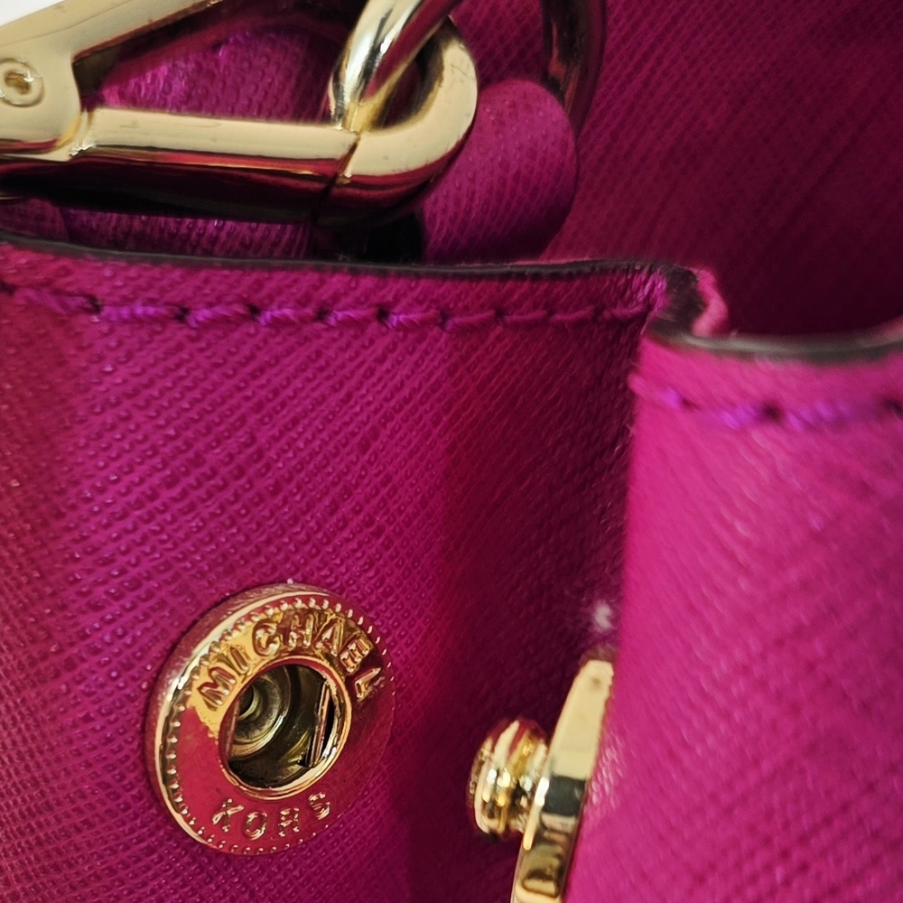 Michael Kors Pink Handbag and Wallet Set - Picture 10 of 12